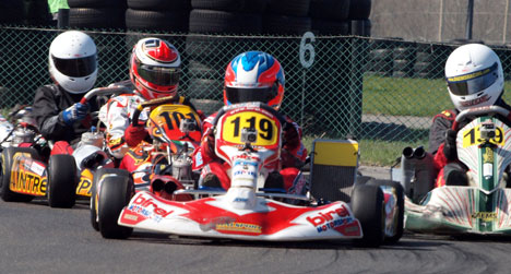 Christian Sørensen oplever en tæt fight omkring frontresultaterne i den internationale junior-klasse: KF3